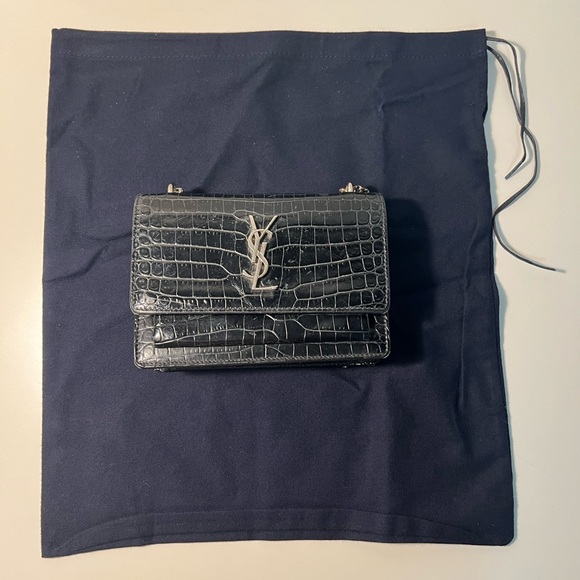 Prada Authentic Adjustable Drawstring Handbag Purse Bag Dustbag - Picture 3 of 4